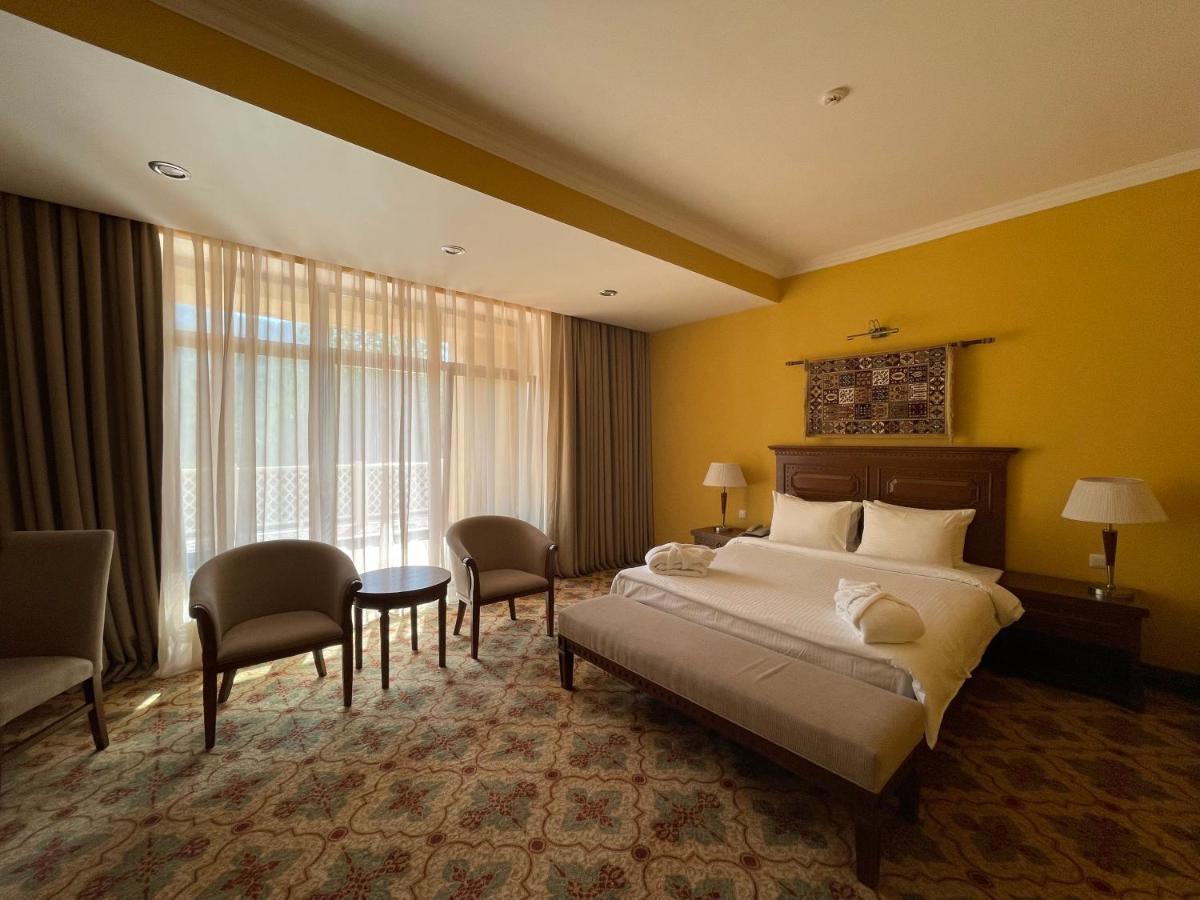 Samal Resort & Spa Almaty Exterior photo